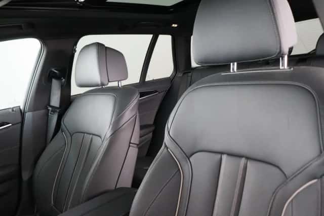 BMW 5-Serie (2024) thumbnail 6