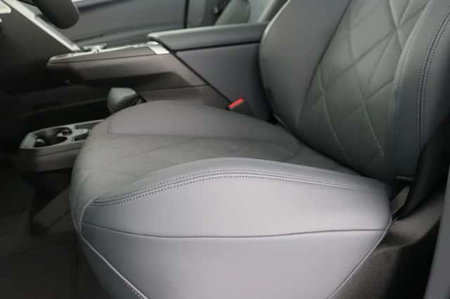 BMW iX (2026) thumbnail 14