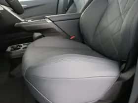 BMW iX (2026) thumbnail 14
