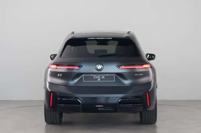 BMW iX (2026) thumbnail 9