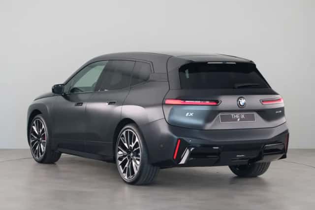 BMW iX (2026) thumbnail 10