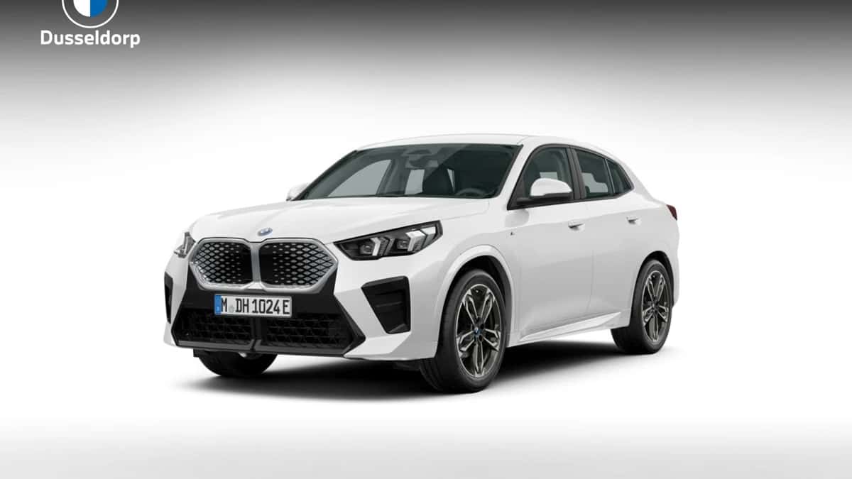 BMW iX2 (2026) — foto 1
