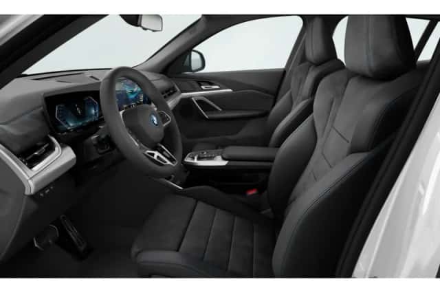 BMW iX2 (2026) thumbnail 4