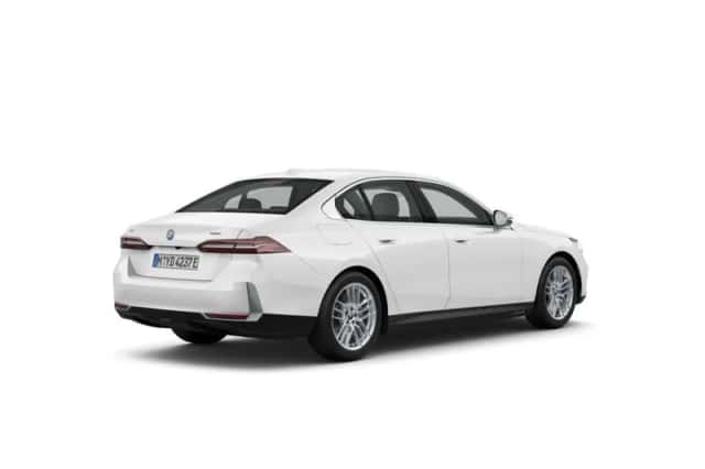 BMW i5 (2026) thumbnail 2