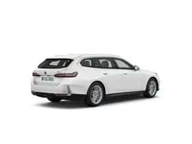 BMW i5 (2026) thumbnail 2