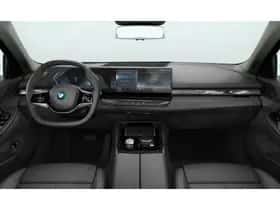 BMW i5 (2026) thumbnail 3