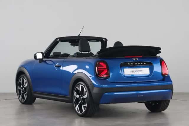 MINI Cabrio (2026) thumbnail 13