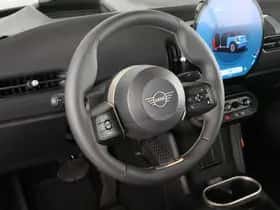 MINI Cabrio (2026) thumbnail 18