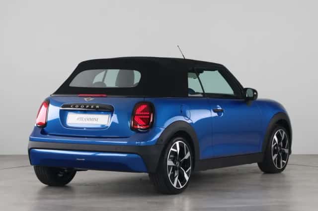 MINI Cabrio (2026) thumbnail 10