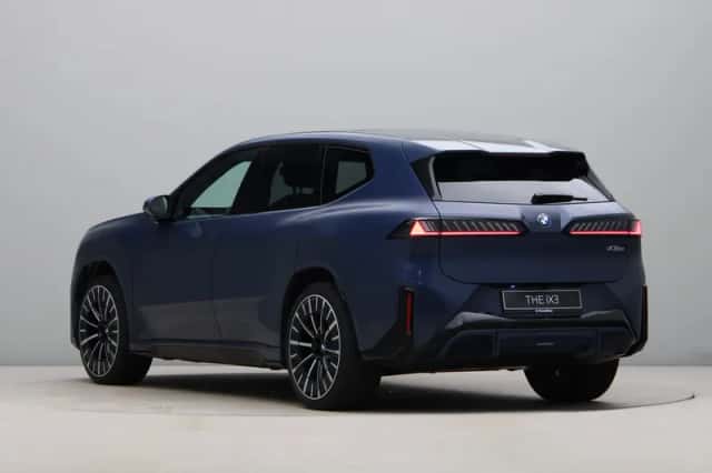 BMW iX3 (2026) thumbnail 11