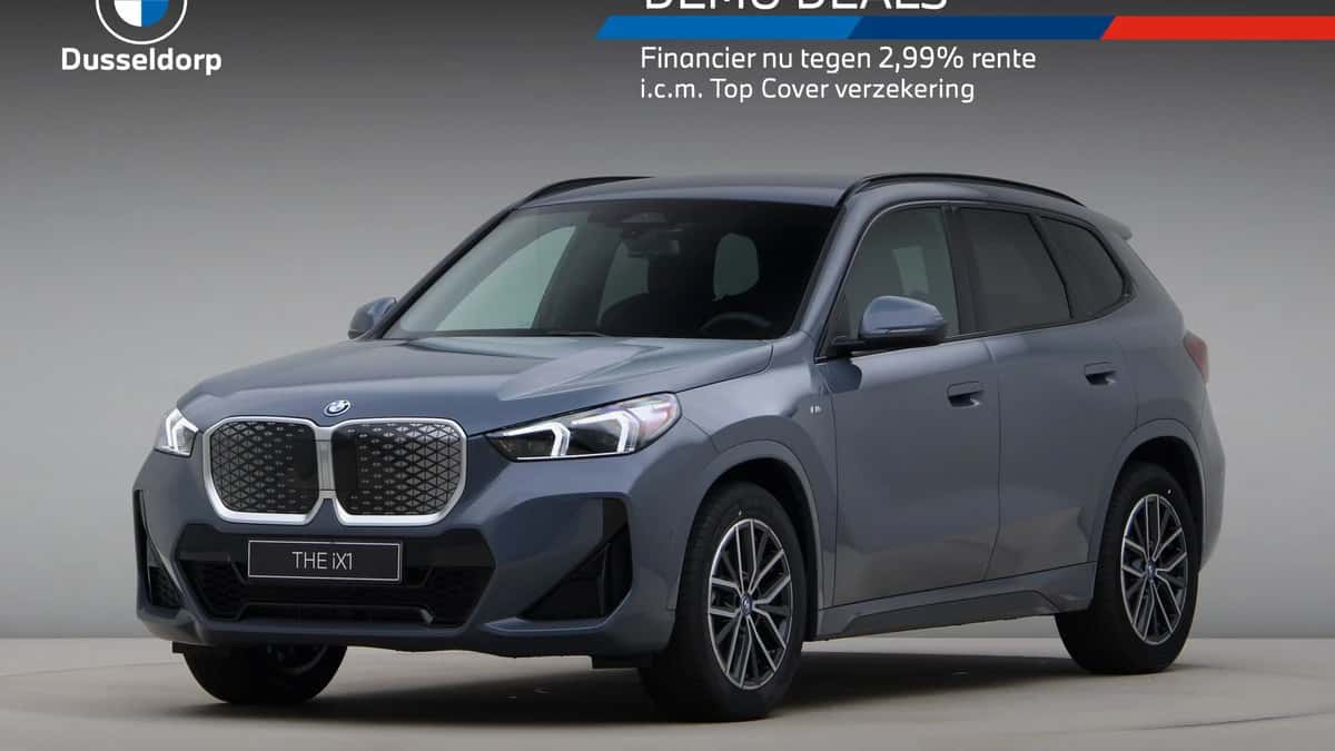 BMW iX1 (2025) — foto 1