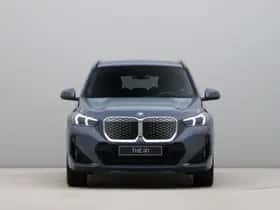 BMW iX1 (2025) thumbnail 6