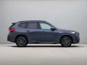 BMW iX1 (2025) thumbnail 8