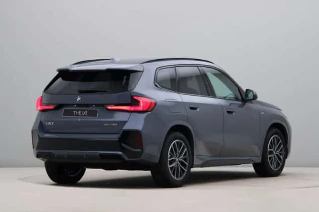 BMW iX1 (2025) thumbnail 9