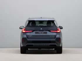 BMW iX1 (2025) thumbnail 10
