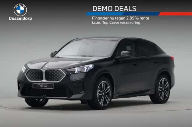 BMW iX2 (2025) thumbnail 1