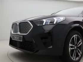 BMW iX2 (2025) thumbnail 12