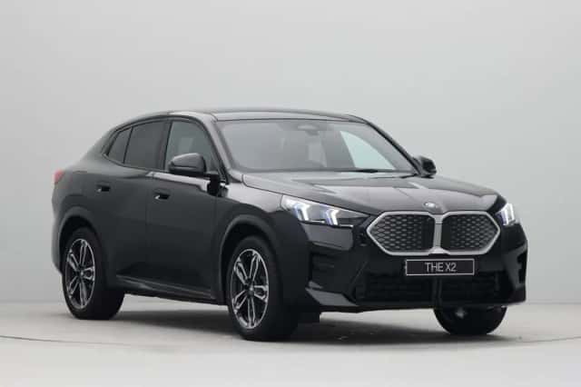 BMW iX2 (2025) thumbnail 3