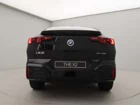 BMW iX2 (2025) thumbnail 9