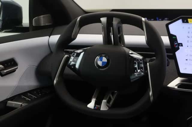 BMW iX3 (2026) thumbnail 2