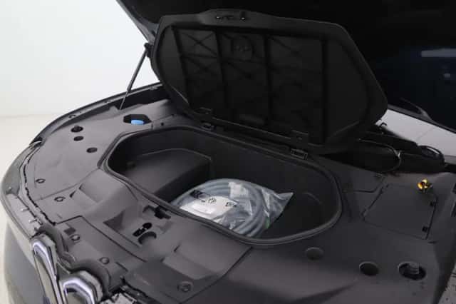 BMW iX3 (2026) thumbnail 3