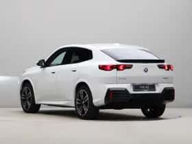 BMW iX2 (2025) thumbnail 11