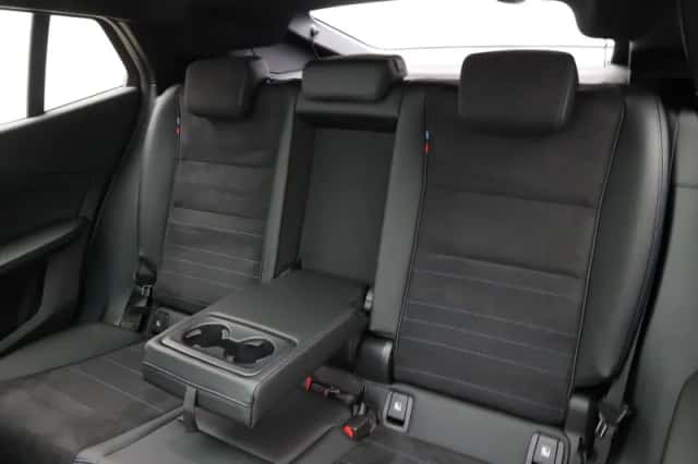 BMW iX2 (2025) thumbnail 16