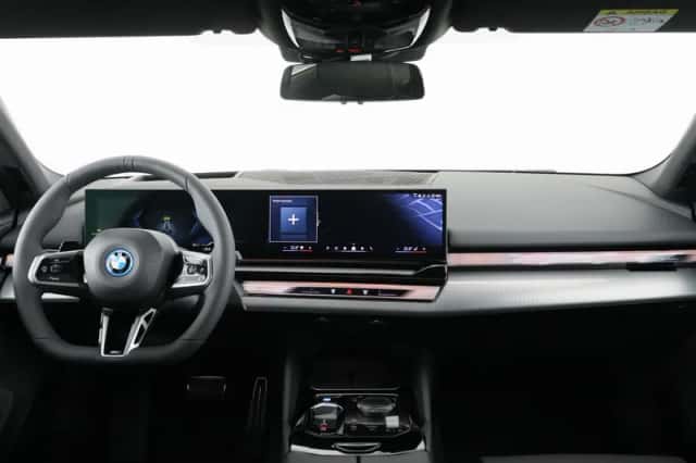 BMW i5 (2026) thumbnail 49