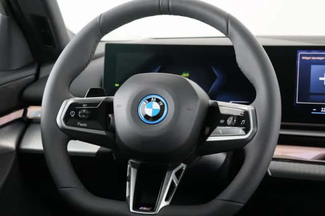 BMW i5 (2026) thumbnail 55