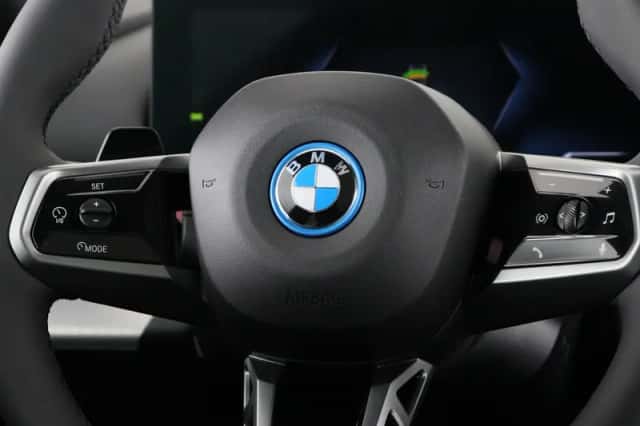 BMW i5 (2026) thumbnail 58