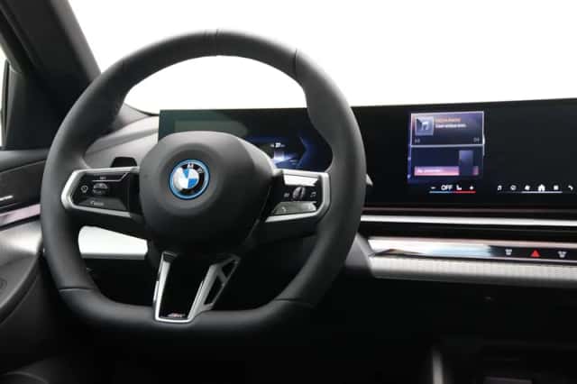 BMW 5-Serie (2025) thumbnail 2