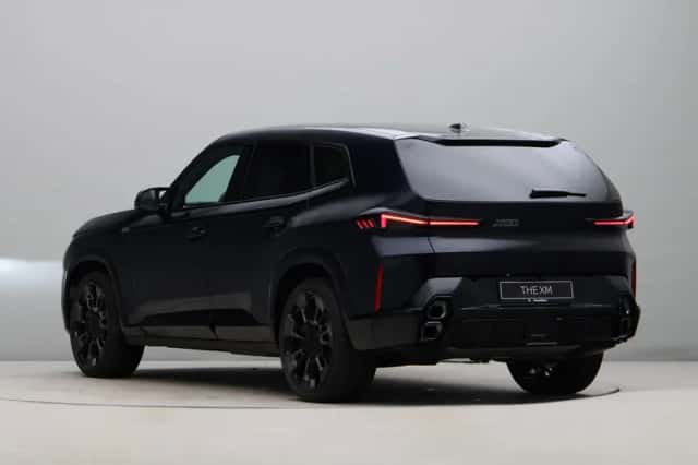 BMW XM (2026) thumbnail 11