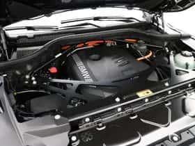 BMW XM (2026) thumbnail 4