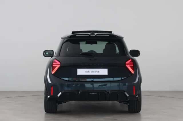 MINI Cooper (2026) thumbnail 6