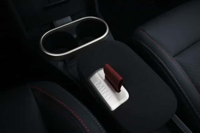 MINI Cooper (2026) thumbnail 9