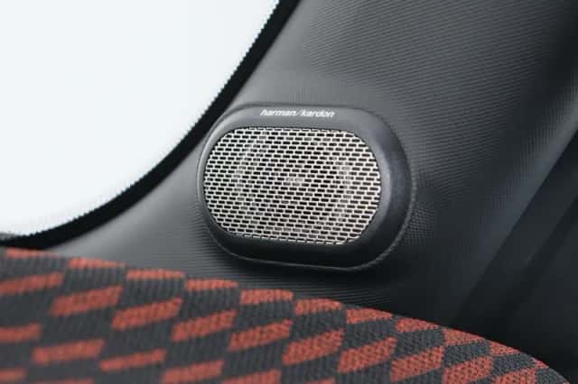 MINI Cooper (2026) thumbnail 10