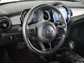 MINI Electric (2021) thumbnail 2