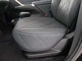 BMW iX (2025) thumbnail 15