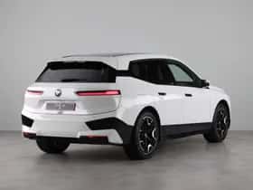BMW iX (2025) thumbnail 9