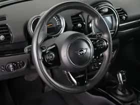 MINI Clubman (2019) thumbnail 2