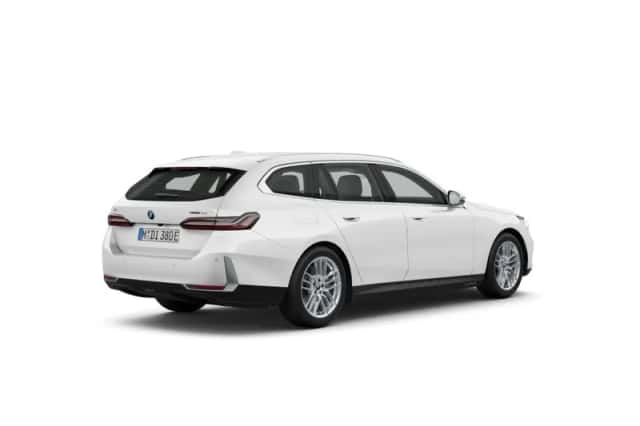 BMW i5 (2026) thumbnail 2