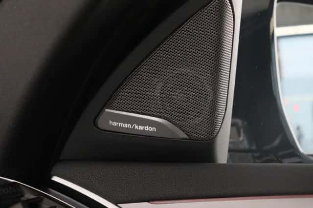 BMW X4 (2026) thumbnail 11