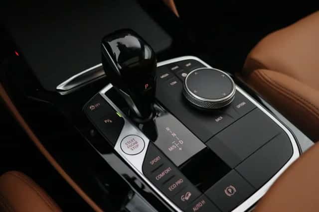 BMW X4 (2026) thumbnail 13