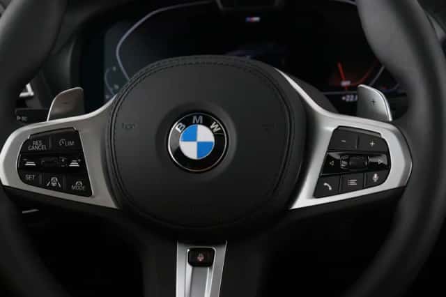 BMW X4 (2026) thumbnail 16
