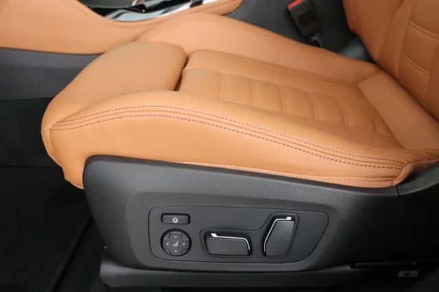 BMW X4 (2026) thumbnail 23
