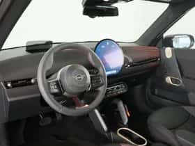 MINI Cooper (2026) thumbnail 16
