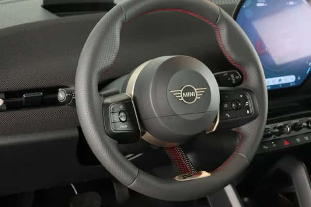 MINI Cooper (2026) thumbnail 17