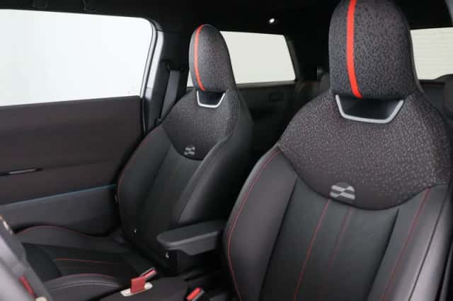 MINI Cooper (2026) thumbnail 25