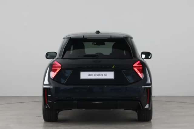 MINI Cooper (2026) thumbnail 6