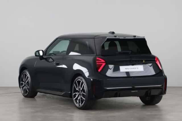 MINI Cooper (2026) thumbnail 7